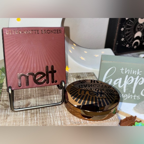 Melt Cosmetics Ultra Matte Bronzer - Picture 2 of 5